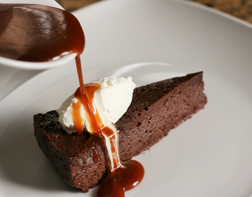 FlourlessChocolateTorte24